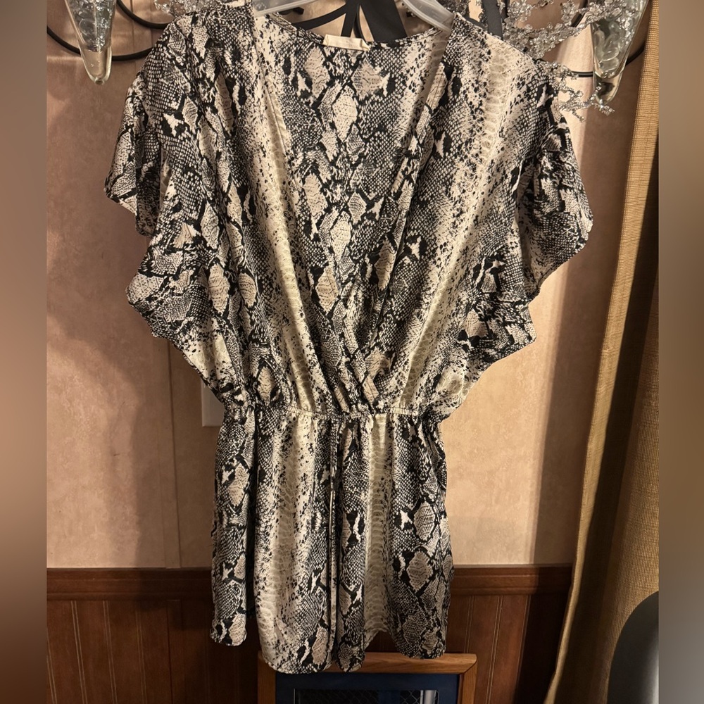 EE:Some jumpsuit from Dillards size medium